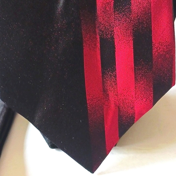 Vintage 100% Silk Diamond   Shape Swarovski Crystal Hand Made Multi-Color Tie - Picture 3 of 10